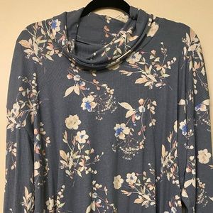 Lularoe Aubrey Cowel Neck 2xl